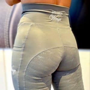 Design by Winge Ridleggings Silvergrå bak