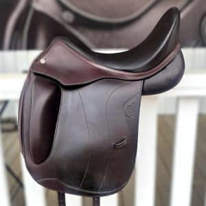 Equiline E9 dressyrsadel