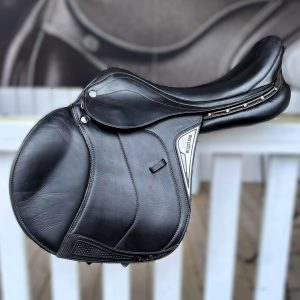 Equiline Nick Skelton 17"
